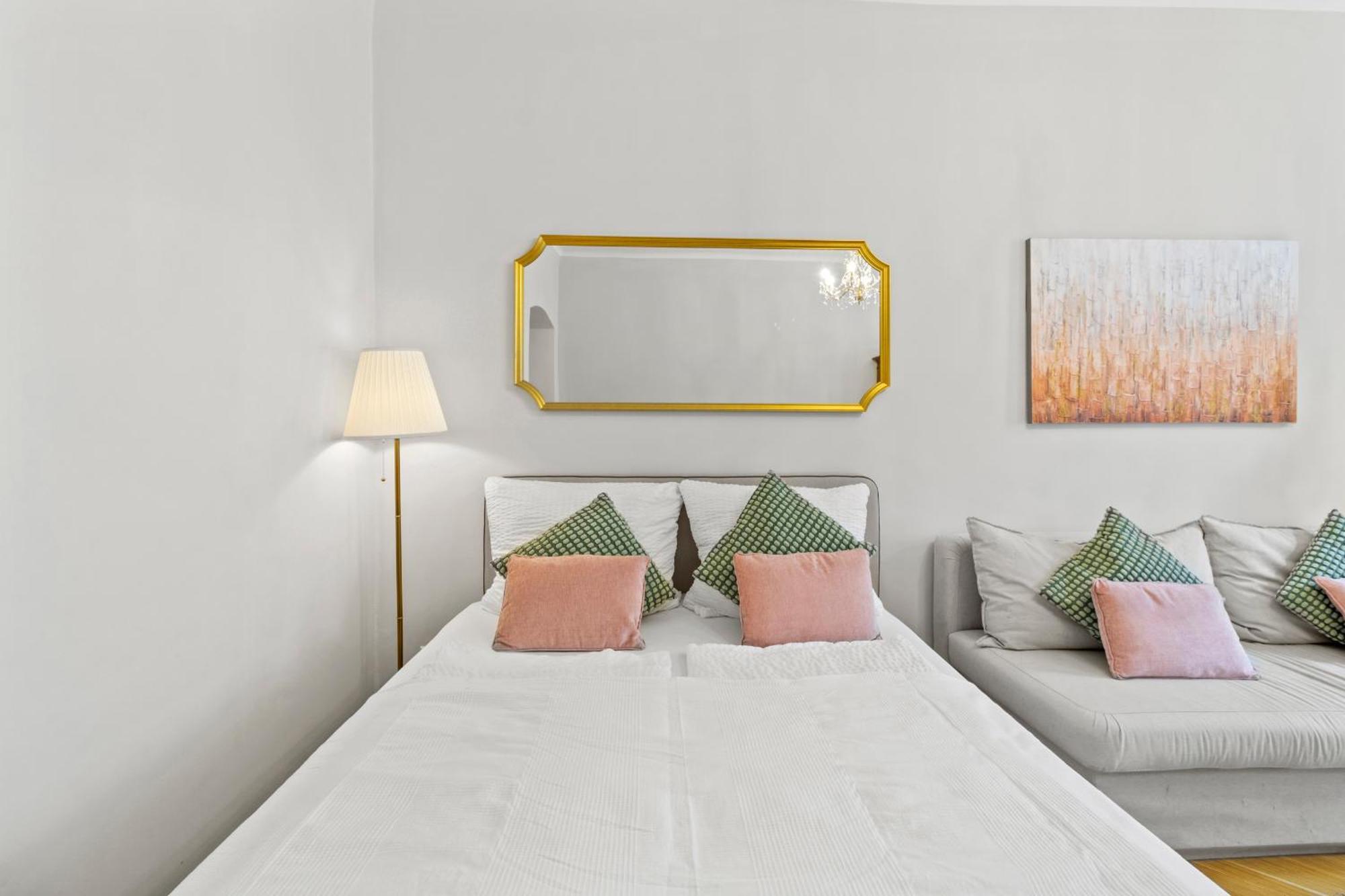 Chic Apartment - Near U3 Metro Wenen Buitenkant foto