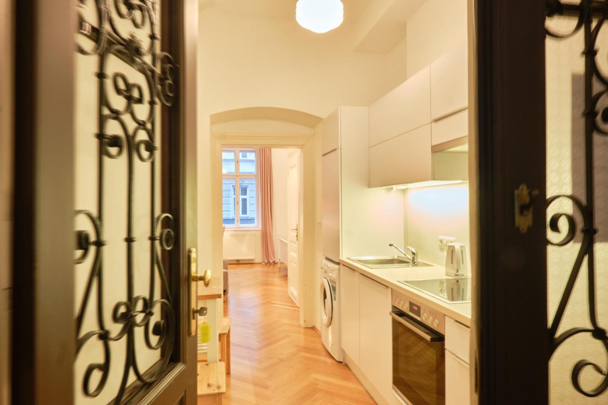 Chic Apartment - Near U3 Metro Wenen Buitenkant foto